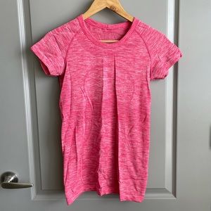 Lululemon Swiftly Tech Tee Pink Marl Size 6